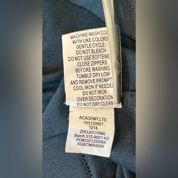 Performance ¼ Zip - Picture 11 of 16